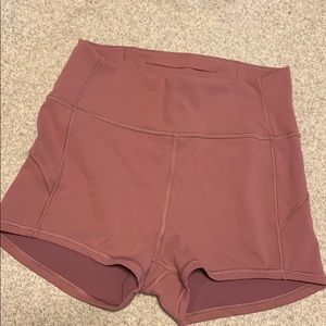 Pink LuLu Align high wasted shorts w/ pocket